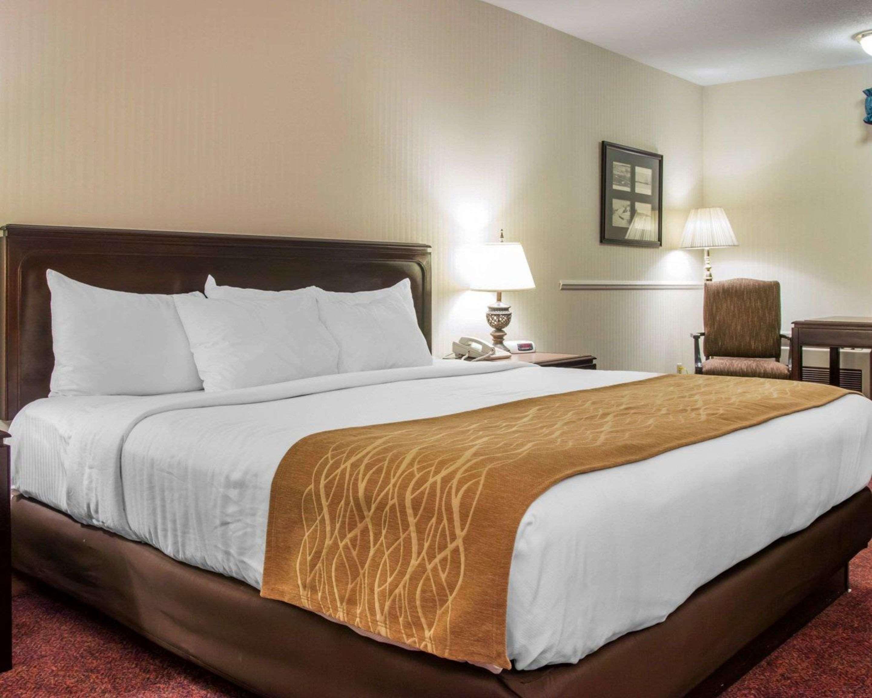 Comfort Inn Lakeside Mackinaw City Buitenkant foto