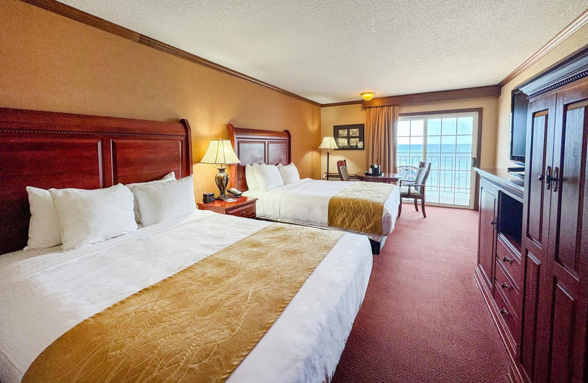 Comfort Inn Lakeside Mackinaw City Buitenkant foto